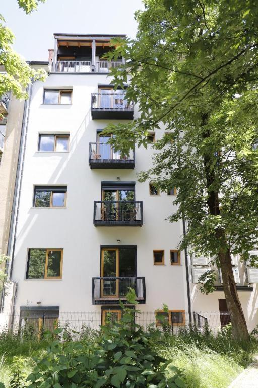 Finna New Apartment In Center Of Ljubljana Free Parking מראה חיצוני תמונה